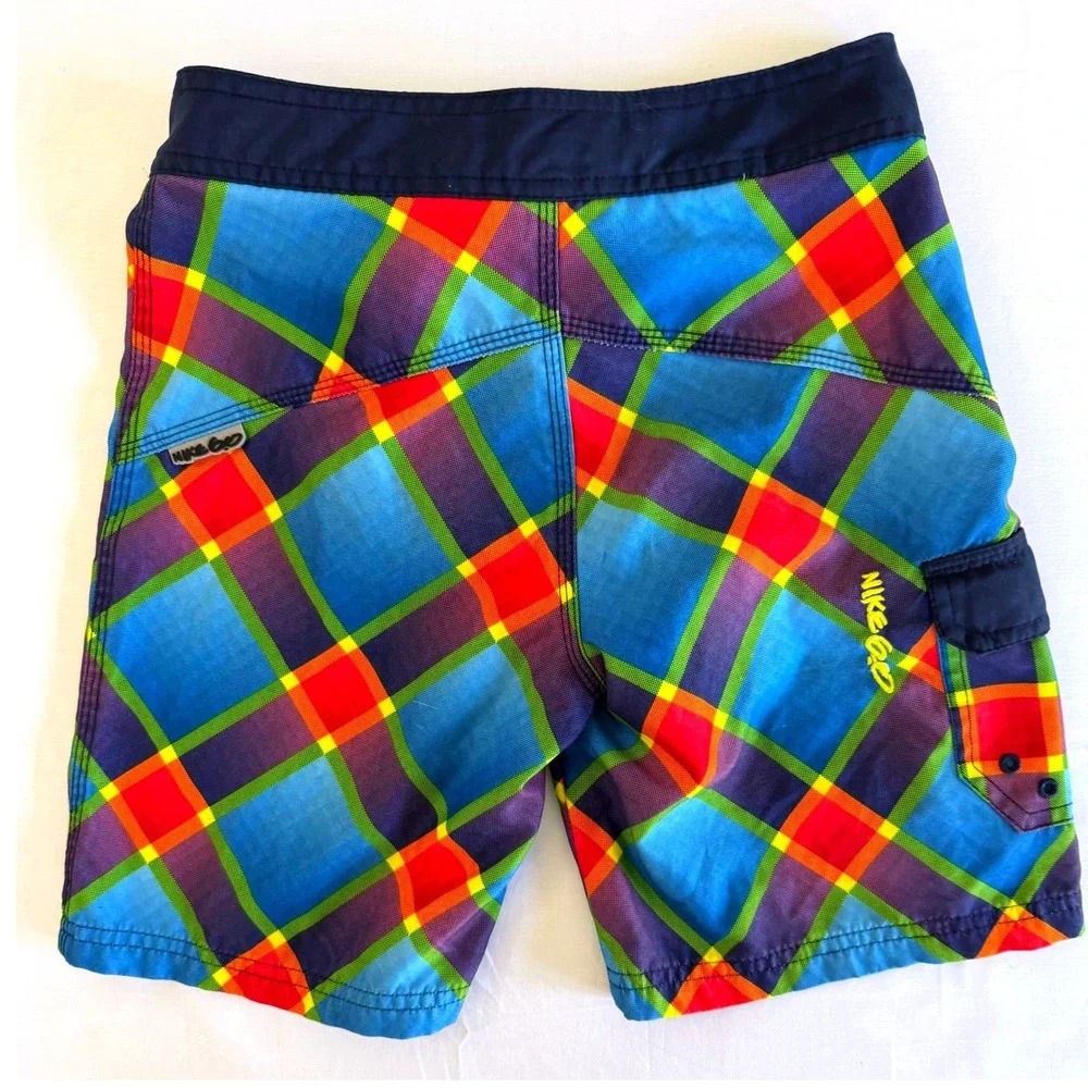 Nike‎ 6.0 Boys Board Shorts Size 6 Surf Skate Y2K Plaid Beach Core Swim Trunks